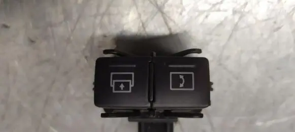 Mercedes-Benz C W204 Fog light switch 2048702851