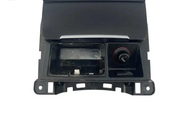 Car ashtray