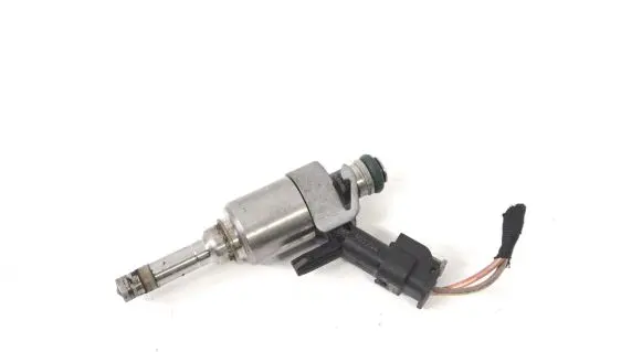 Audi A4 S4 B9 8W Fuel injector 06L906036K