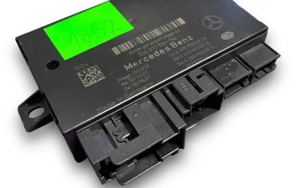 Mercedes-Benz C W205 Central body control module A2059006828