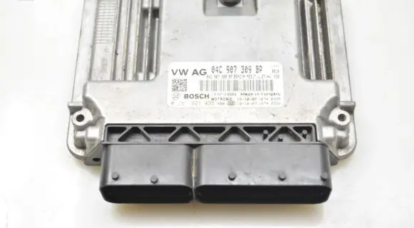 Volkswagen Golf VII Engine control unit/module 04C907309BP