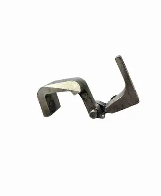 Volkswagen Multivan T5 Front door upper hinge 7H0831402B