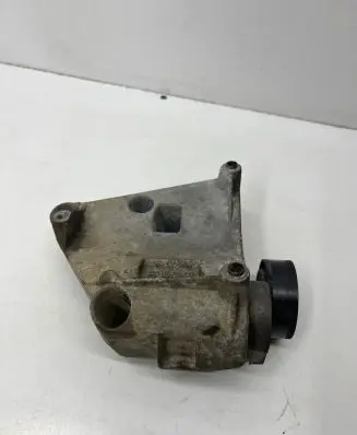 BMW X3 E83 Generator/alternator belt tensioner 64557512550 241681110