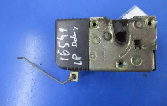 Peugeot 206 Front door lock