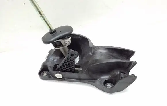 Mercedes-Benz CLA C117 X117 W117 Gear shifter/selector A1763600209