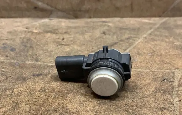 Mercedes-Benz B W246 W242 Parking PDC sensor A0009050242