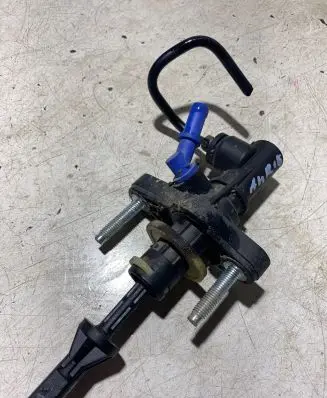 Toyota Auris 150 Clutch master cylinder 31420