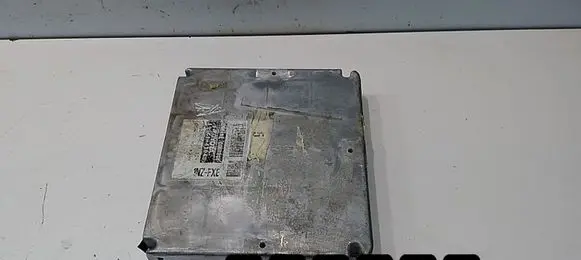 Toyota Prius (XW20) Engine control unit/module 1752005823