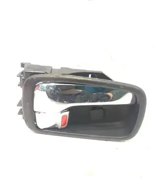 Mitsubishi Outlander Front door interior handle
