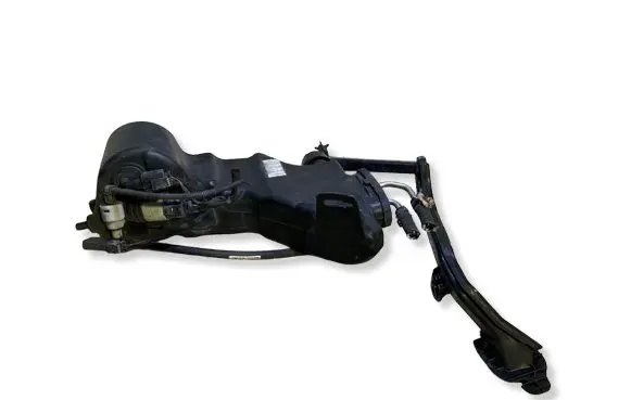 Mercedes-Benz C W205 Windshield washer fluid reservoir/tank A205869