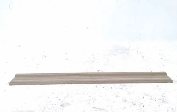 Mercedes-Benz E W124 Front sill trim cover
