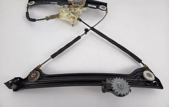 BMW 6 F06 Gran coupe Front door window regulator with motor 7275397 7304521