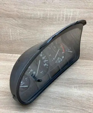 BMW 5 E39 Speedometer (instrument cluster) 6907018 110008735