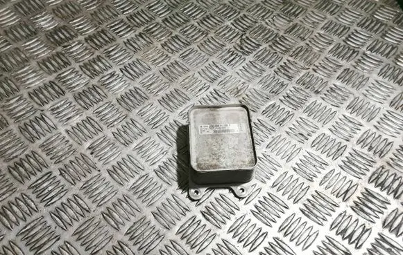 Volkswagen Golf VII Engine oil radiator 04E117021K