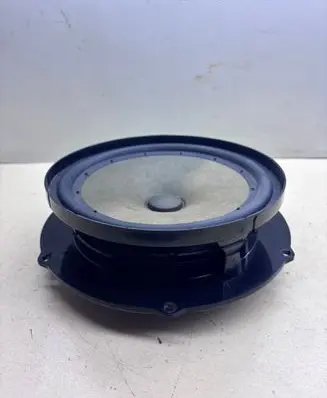 Skoda Octavia Mk2 (1Z) Front door speaker 1Z0035411N