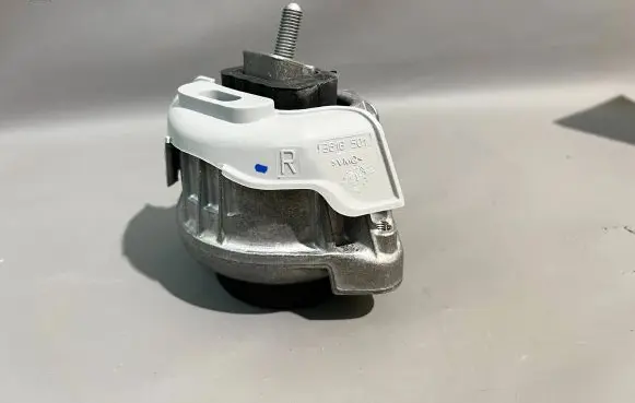 BMW X1 E84 Engine mount bracket 22116773744