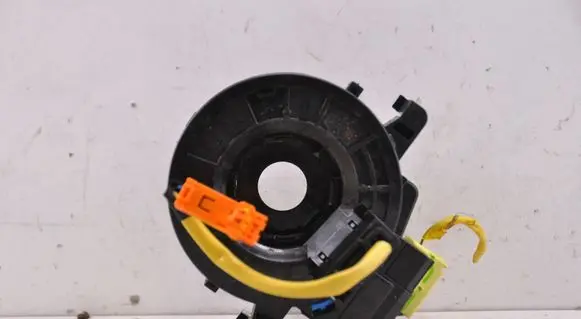 Toyota Yaris Airbag slip ring squib (SRS ring) 892450D030 0D05075E324