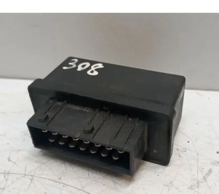Peugeot 308 Fuel injection pump control unit/module 240107