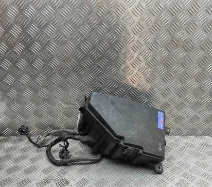 Volvo V60 Fuse module 31398000 31398001
