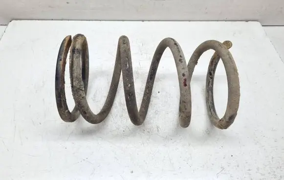 Toyota RAV 4 (XA20) Rear coil spring