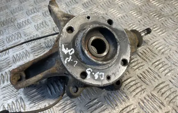 Citroen DS5 Front wheel hub spindle knuckle