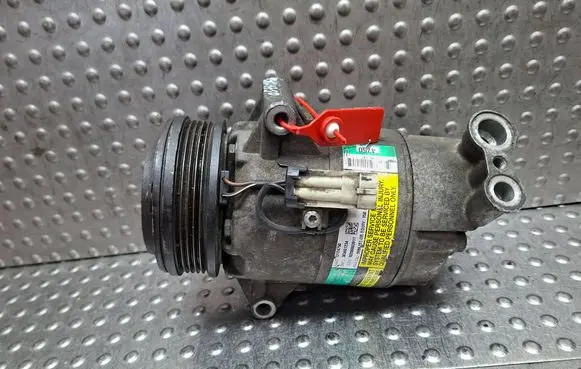 Chevrolet Zafira B Air conditioning (A/C) compressor (pump) S27639024 13124750