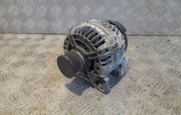 Audi A4 S4 B8 8K Generator/alternator 03G903016E