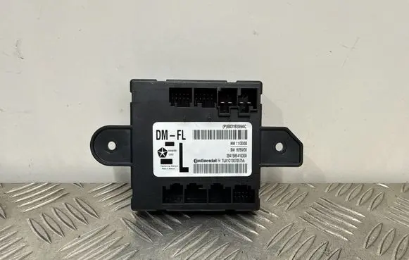 Chrysler Pacifica Door control unit/module 68316559AC