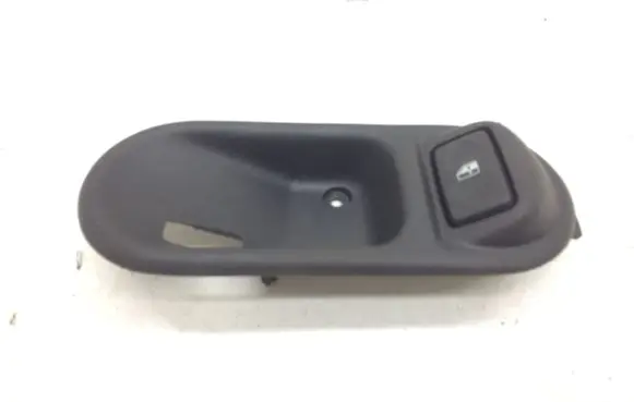Land Rover Discovery Electric window control switch YUF101770