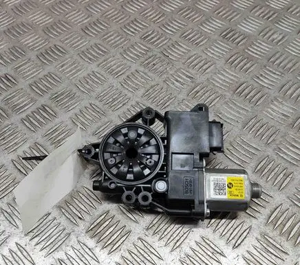 KIA EV6 Front door window regulator motor 82460CV010