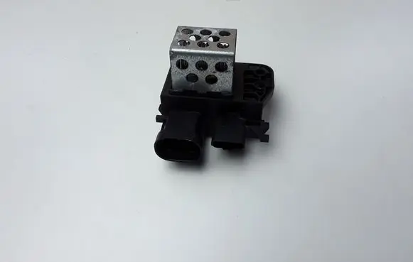Opel Grandland X Heater blower motor/fan resistor 9829220580