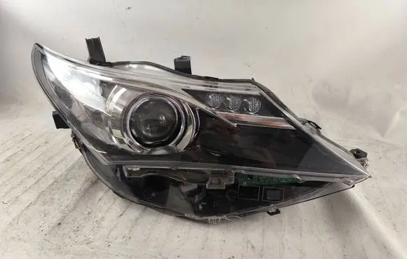 Toyota Auris E180 Headlight/headlamp 8111002E20 89906412