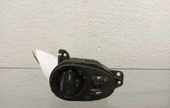 Ford Focus Light switch 98AG13A024AG 04052503 990512C
