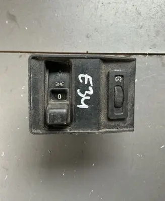 BMW 5 E34 Light switch 8110497