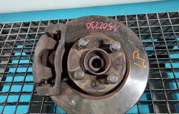 Nissan Note (E11) Front wheel hub spindle knuckle IMPRK1502230