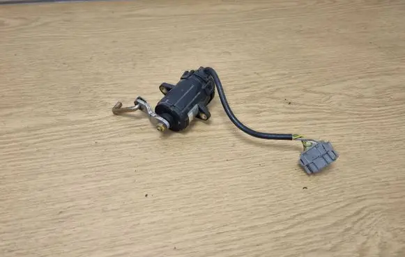 BMW 5 E34 Accelerator pedal position sensor 0205001006
