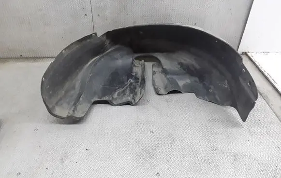 Volkswagen PASSAT B5 Rear arch fender liner splash guards 3B0810972B