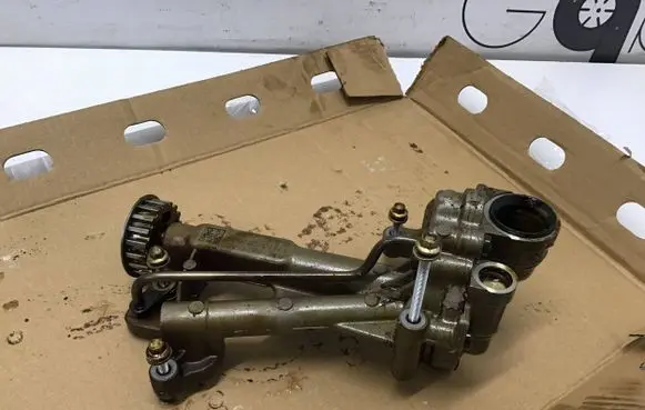 Ford F150 Oil pump JT4E6621AB