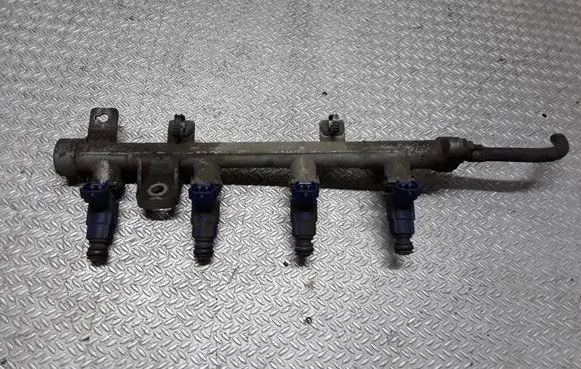 Fuel injectors set