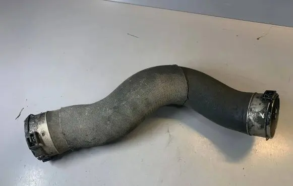 BMW 1 F20 F21 Intercooler hose/pipe 4742748 11617810617 11614742748