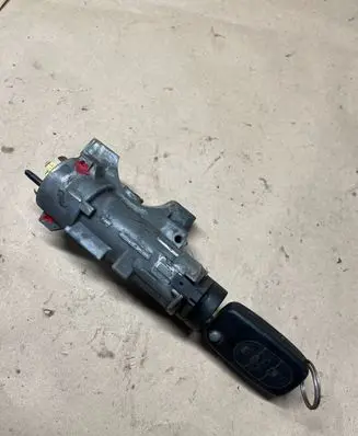 Audi A3 S3 8L Ignition lock 4B0905851C 4b090549