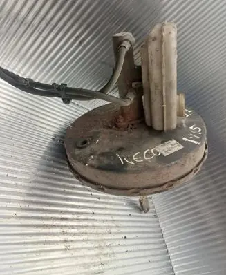 Iveco Daily 30.8 - 9 Brake booster 99487840 136905