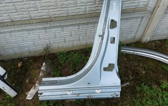 Ford Transit VII Pillar (middle) 