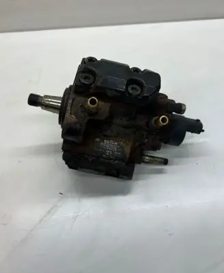 Renault Megane II Fuel injection high pressure pump 7700111010 0445010018