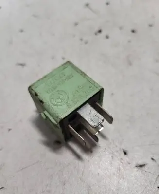 BMW 6 E63 E64 Other relay 8373700
