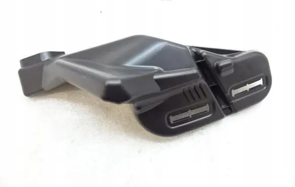 Peugeot 307 Fender mounting bracket 9825559780