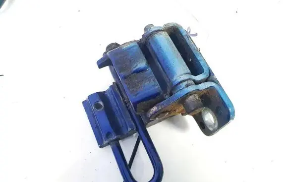 Audi A6 S6 C5 4B Rear door lower hinge 4b0833412b