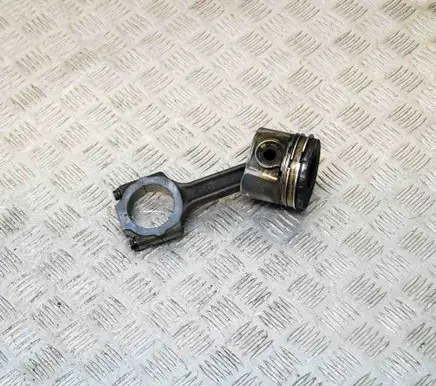 Opel Astra H Piston 5535339255353396