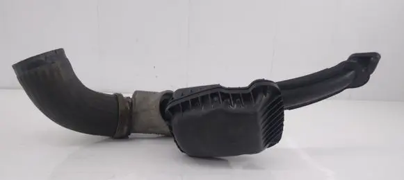 Intake resonator