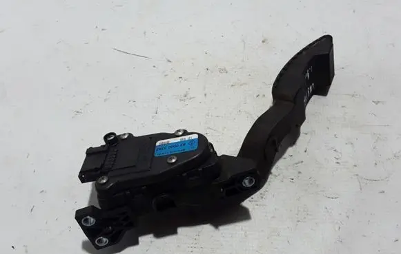Renault Laguna II Accelerator throttle pedal 8200003392